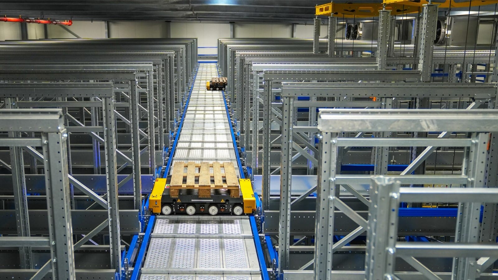 Automated high-bay AS/RS warehouse