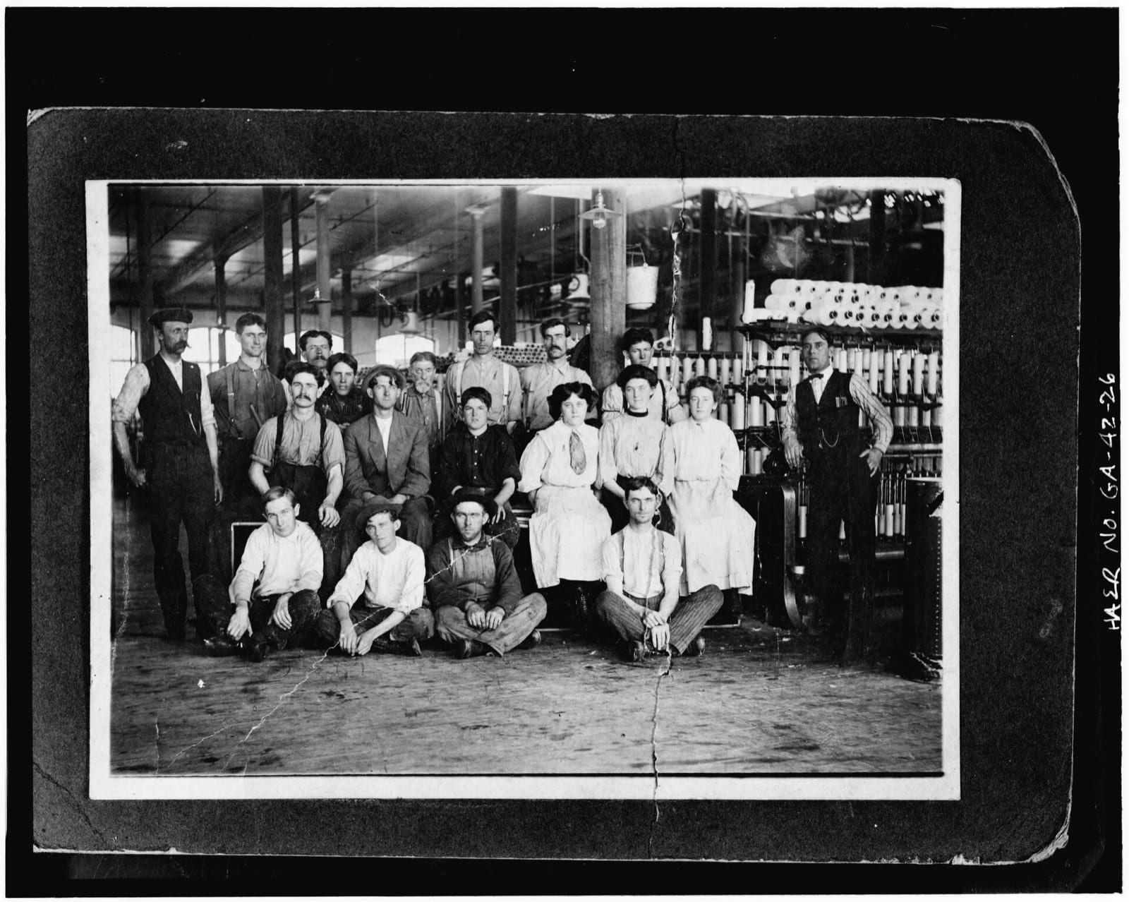 Spinning mill floor with ring spinning frames